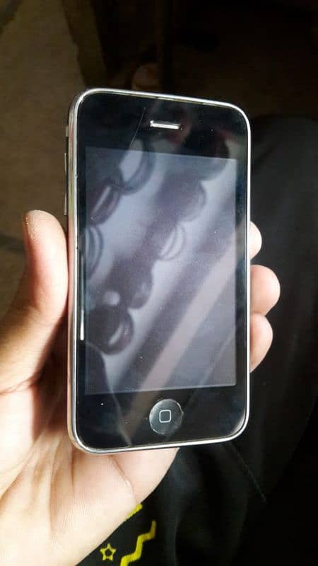 iPhone 3sg 16gb 1