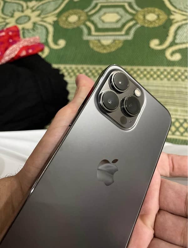 iphoen 13 Pro 3