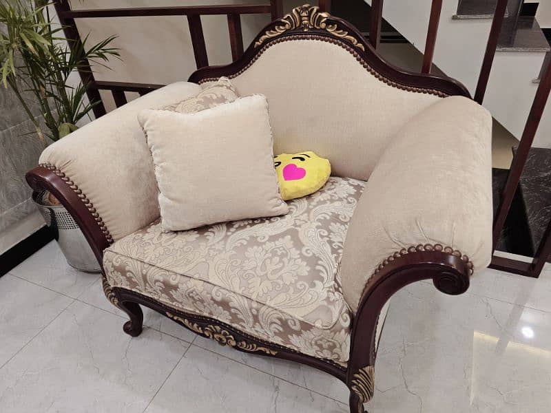 sofa from decent furnitures 1