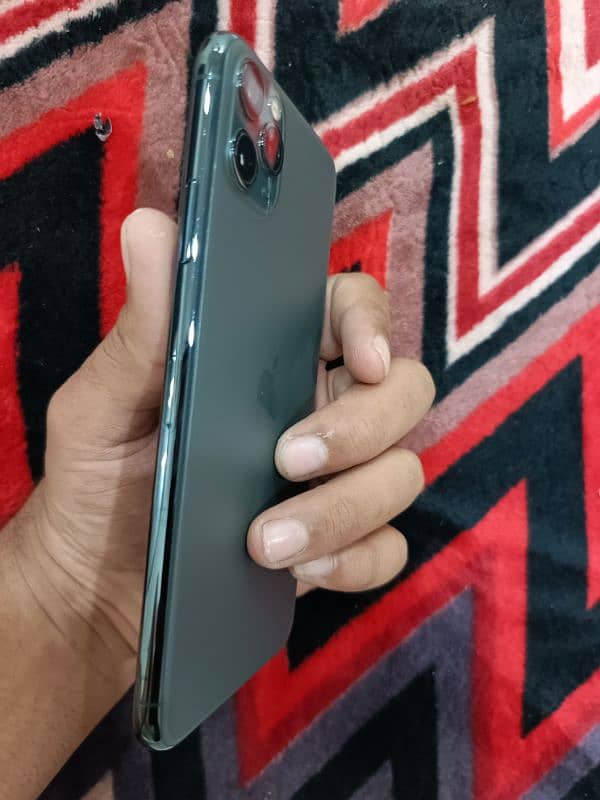 Iphone 11 pro max 64gb factory unlock non pta 7