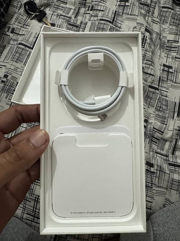 original 14 Pro max Charging Cable 2