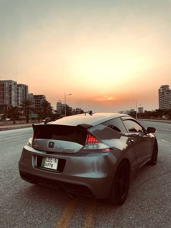 Honda CR-Z 2010 5