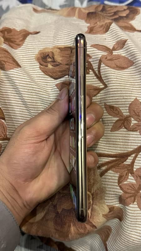 iphone 11pro max pta approved 0