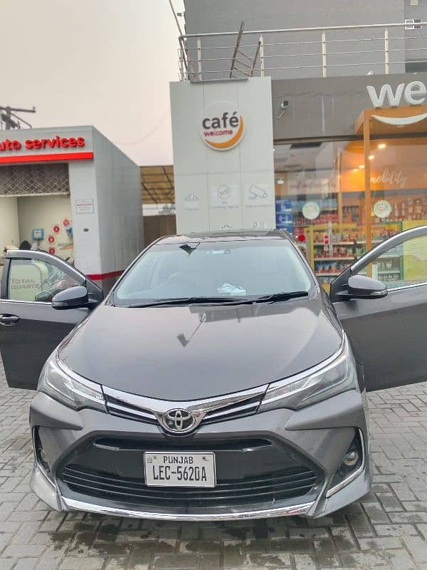 Toyota Altis Grande 2018 0