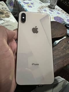 iPhone x s max 0