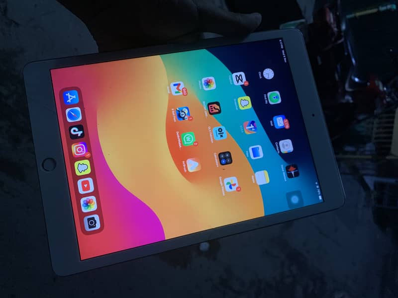 ipad 8 generation 32gb 3