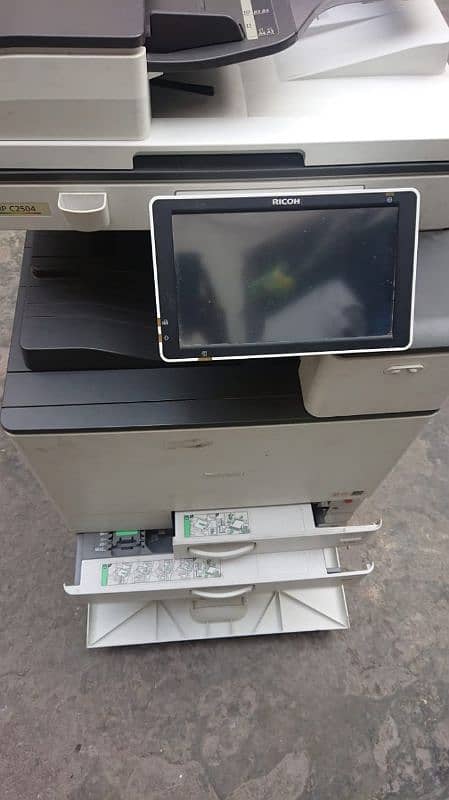 Ricoh MP C2504 5