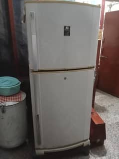 dawlance fridge condition good