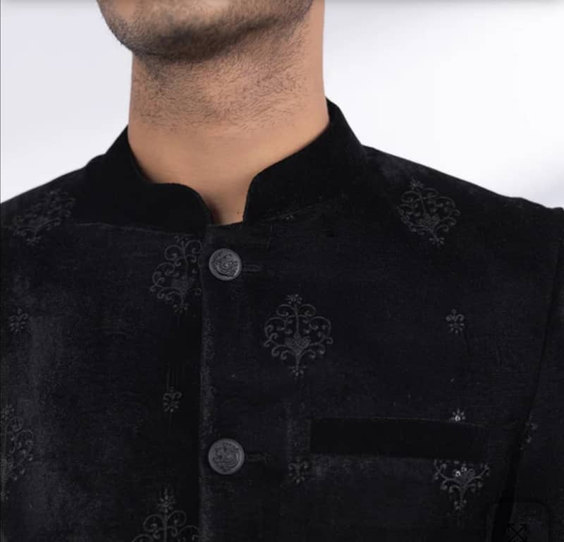 Sherwani black velvet 1