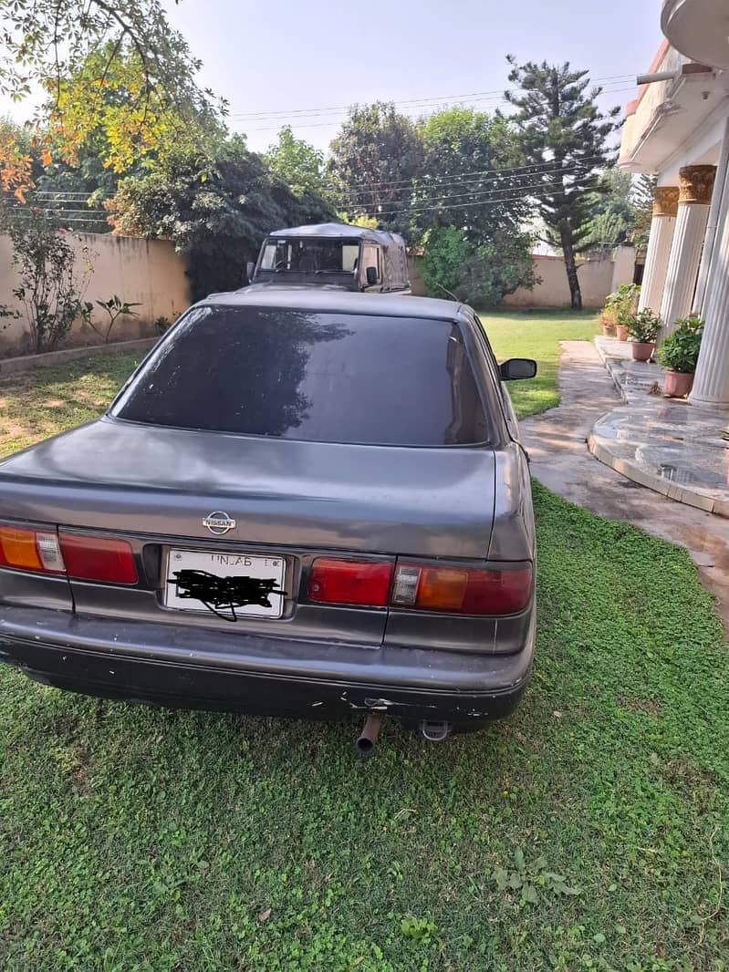 Nissan Sunny 1992 1