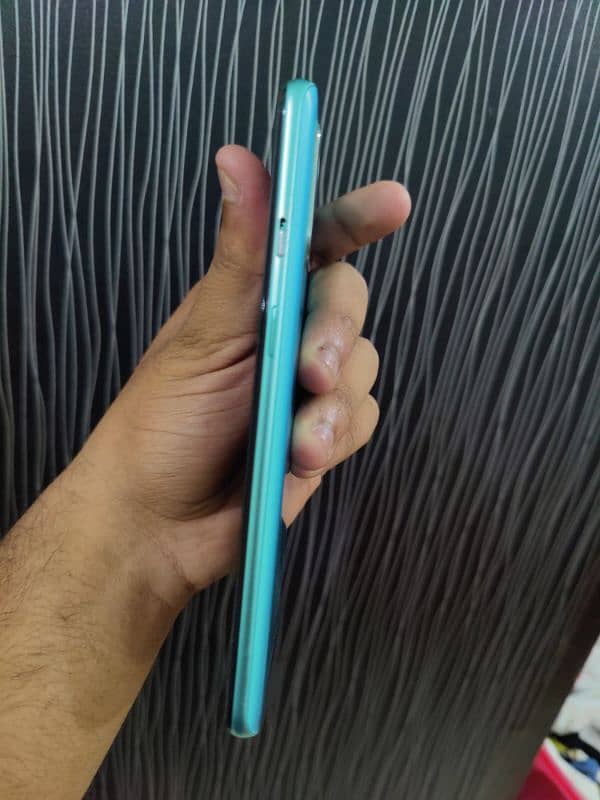 one plus 8T for Sale 4