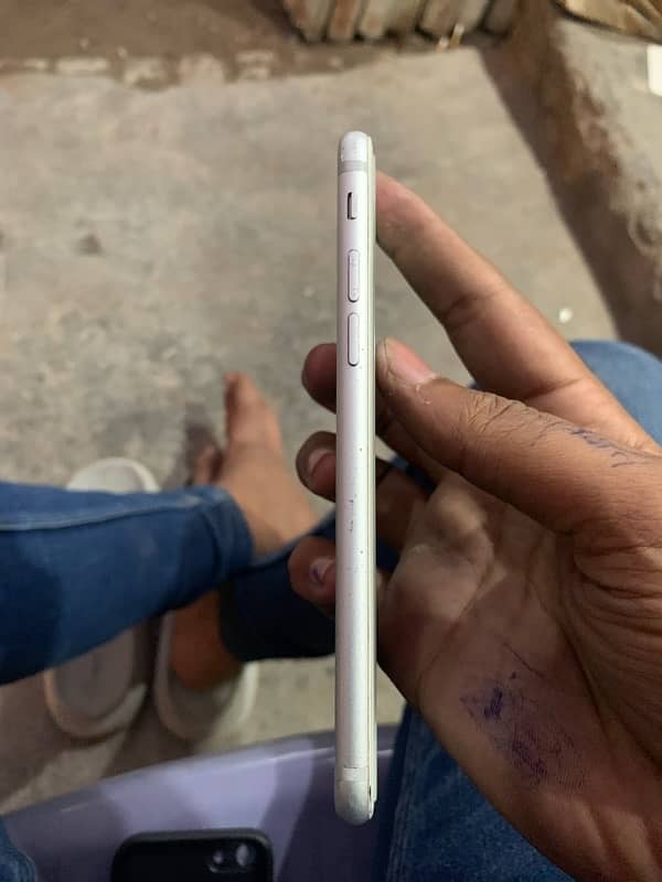 iphone 7 128gb official pta prove 1