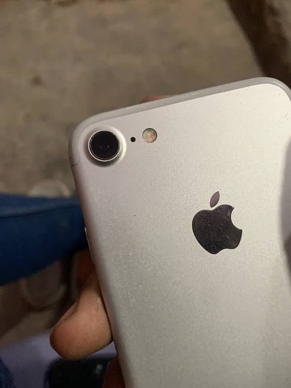 iphone 7 128gb official pta prove 4