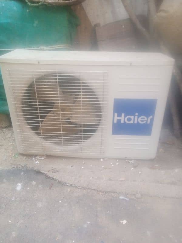 1 ton ac non inverter Haier good condition 1