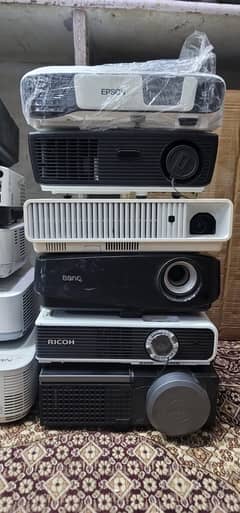 Multimedia Projectors Wholesale Dealer Quetta 0