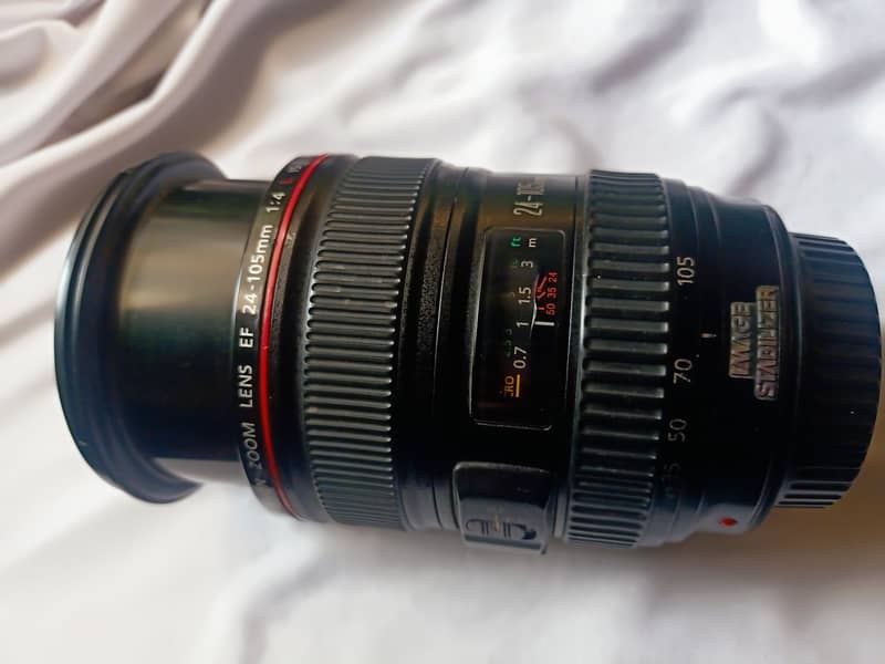 Canon 24-105 Lens 1