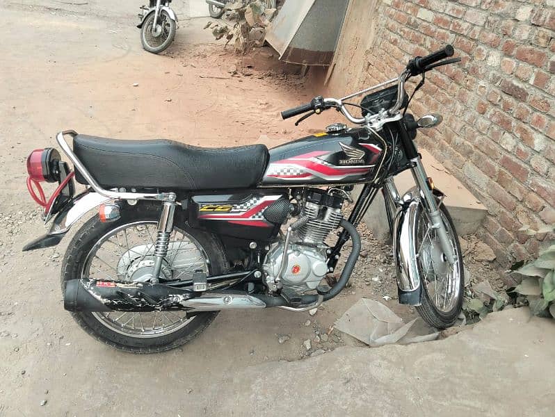 Honda 125 black just like new 03416742973 1