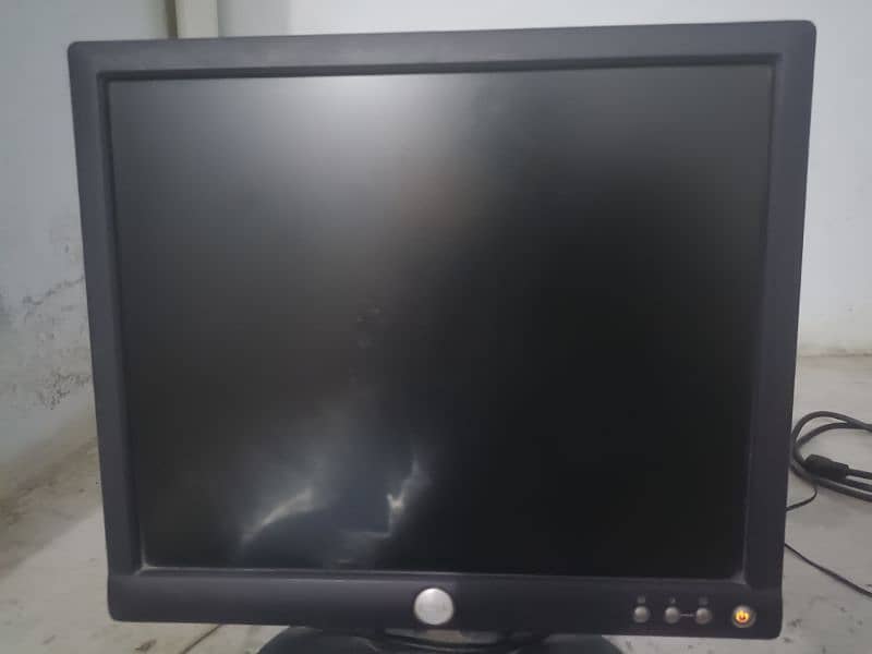 LCD 16 INCH FOR SALE 5