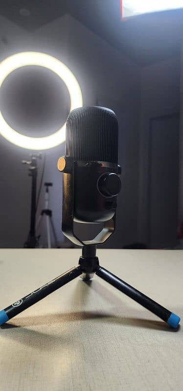 JLab Microphone 5