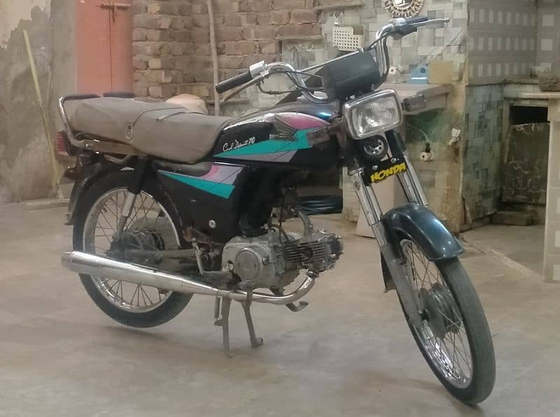 Honda CD 70 Model 2003 0