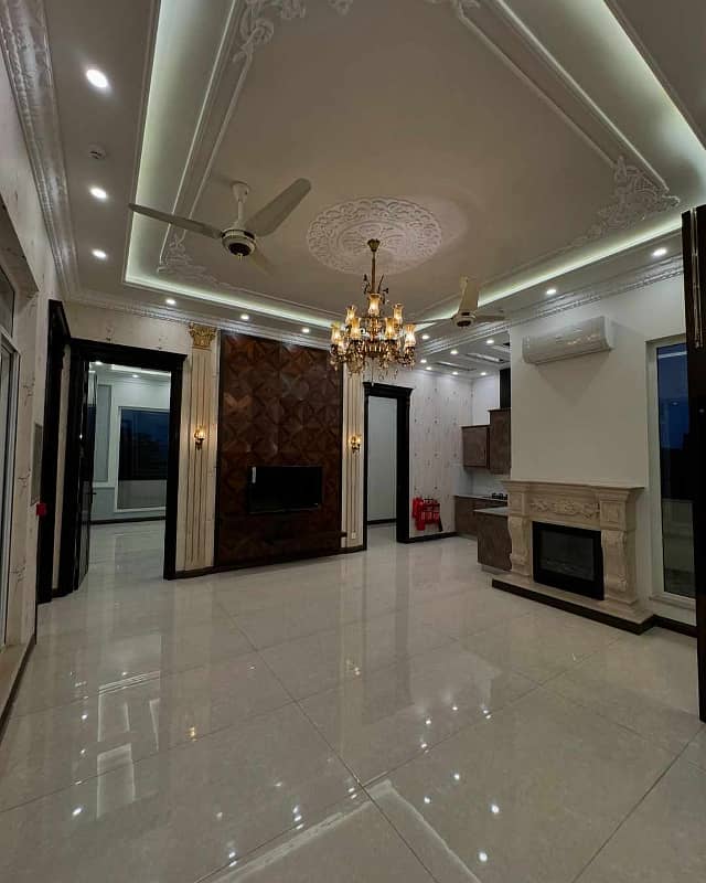 1 kanal Luxury Spanish House For sale in DHA Phase 7, Lahore Pakistan 5