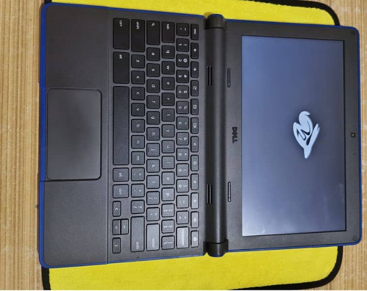 Laptop Dell 3180 8