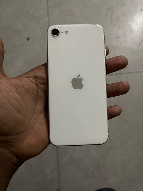 iPhone se2020 64gb 4month sim working factory unlock 0