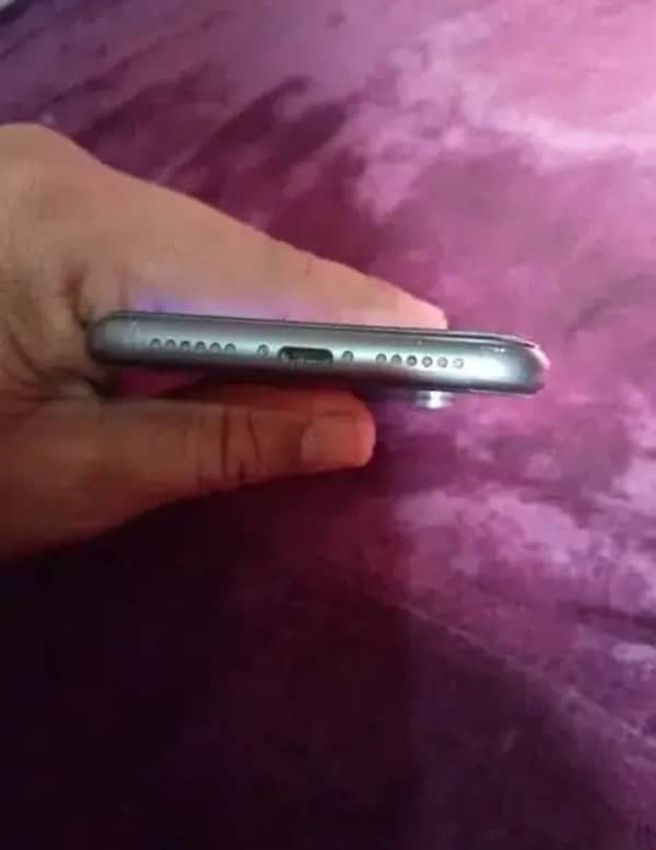 iphone 11 Official PTA aproved 4