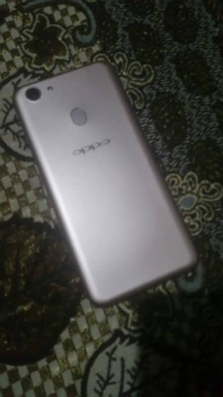 oppo f5 4 32gb 1