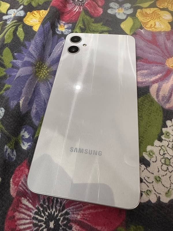 Samsung Galaxy A05 0