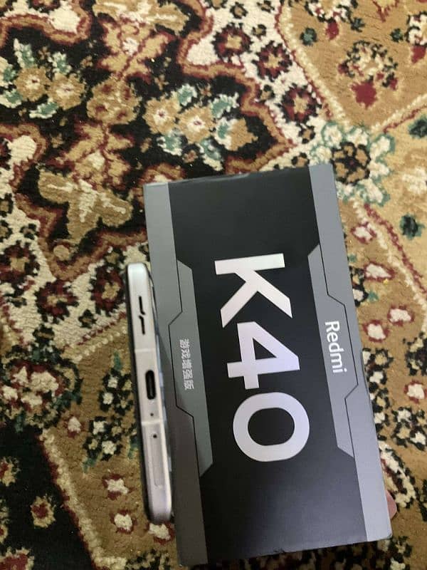 riadmi k40 12 GB RAM 256 GB storage 3