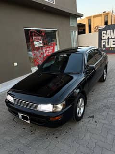 Toyota Corolla XE 2000 0