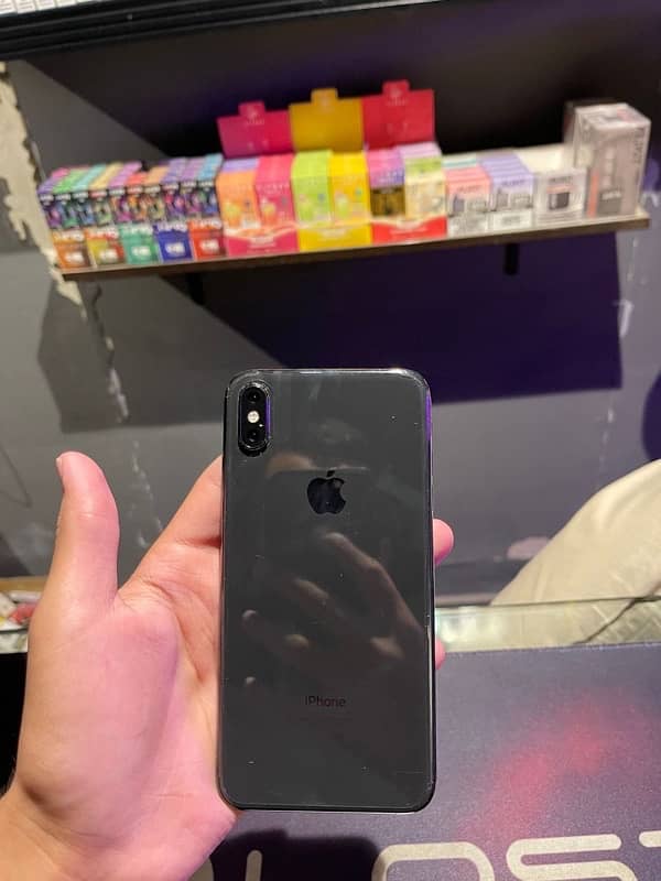 Iphone Xs max Non pta 4