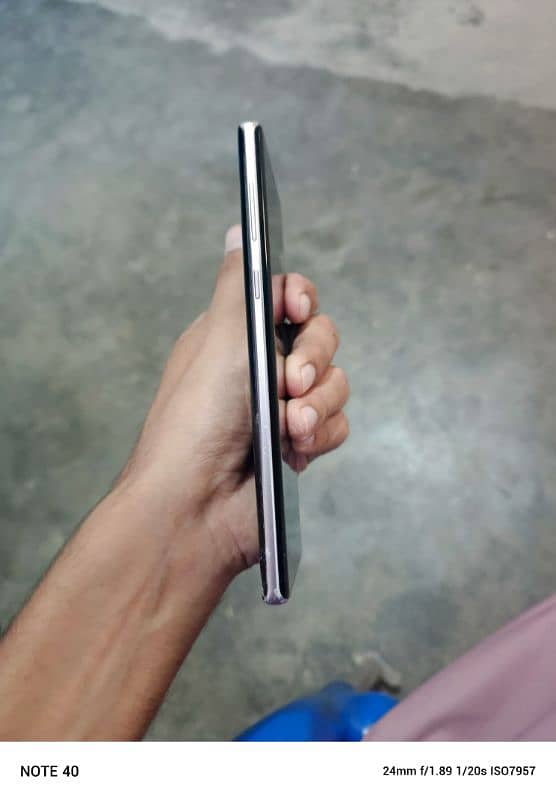 Galaxy note 9 condition 10 by 8 6