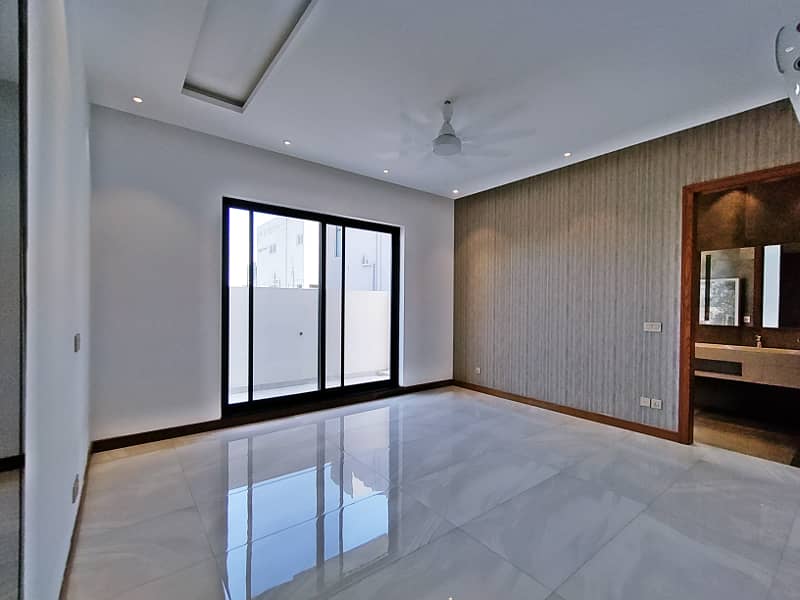 1 Kanal Full House Available For Rent in DHA Phase 7 | Ideal Location 7