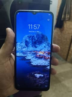 vivo y20 4/64 condition 10/8 only mobile All ok phone