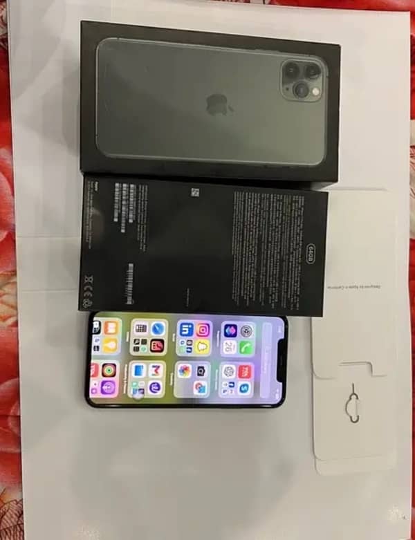 iphone 11 pro max 64gb with BOX NON PTA 2