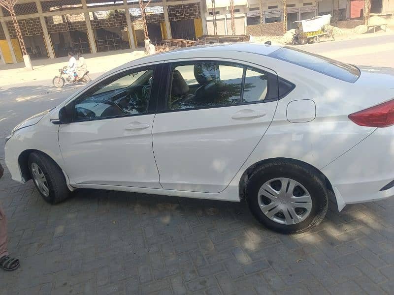 Honda City IVTEC 2022 4