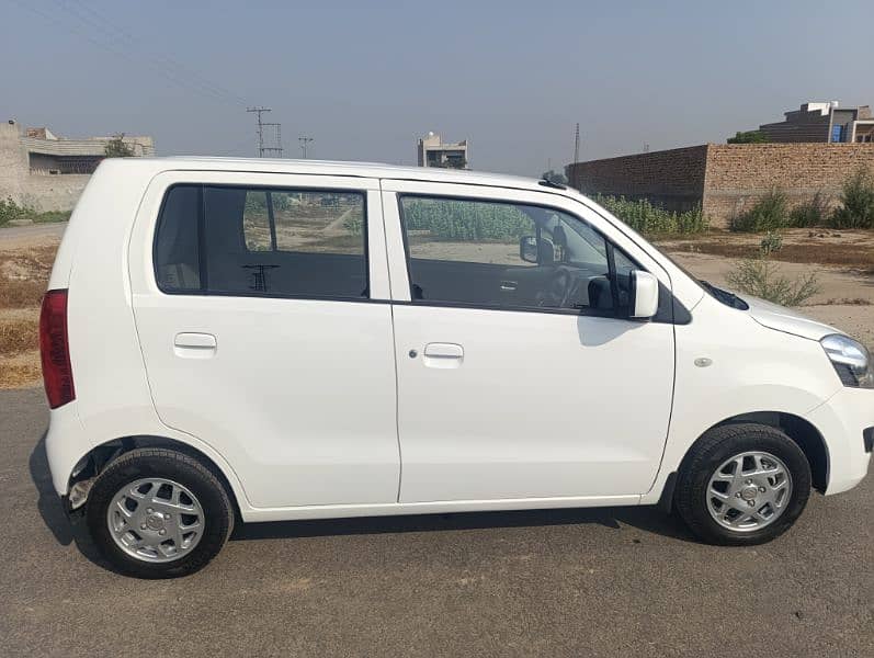 Suzuki Wagon R VXL 23 dec 2021   registered 2022 4