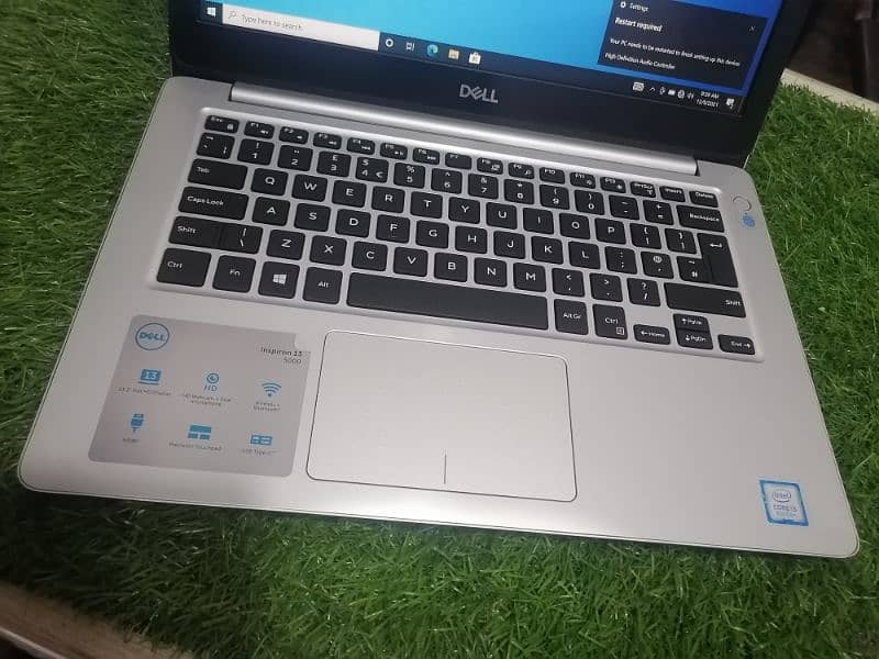 Dell 5370 i3 8th gen with 1080p FHD display+ metal body 4