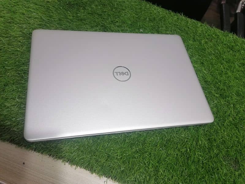 Dell 5370 i3 8th gen with 1080p FHD display+ metal body 9