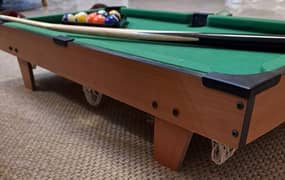 mini table billiard pool game (snooker)