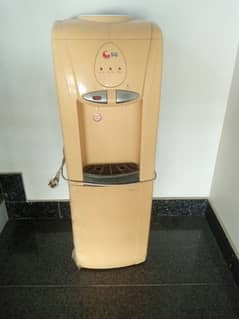 Water Dispenser