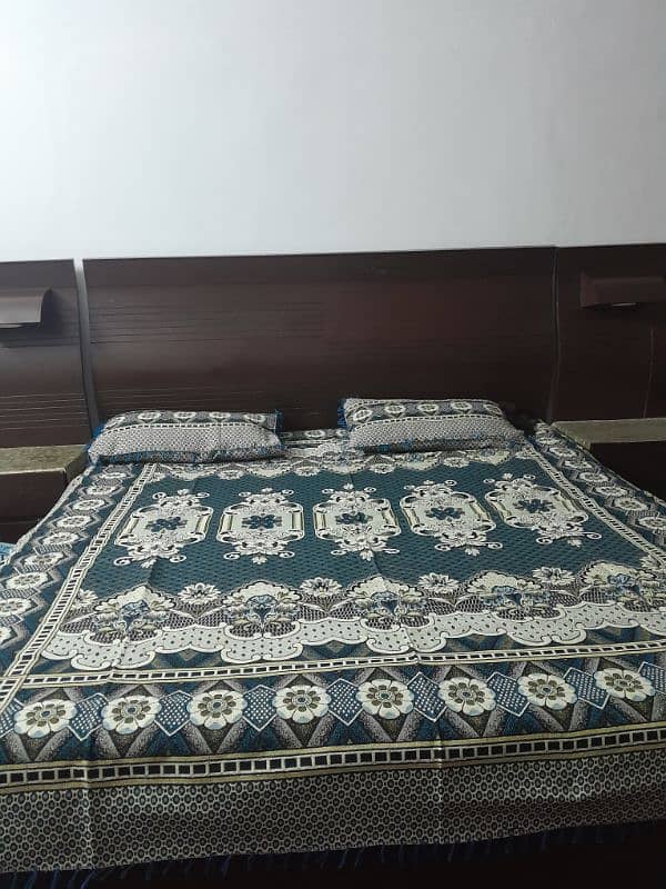 king size bed n side tables for sale in good condition 0