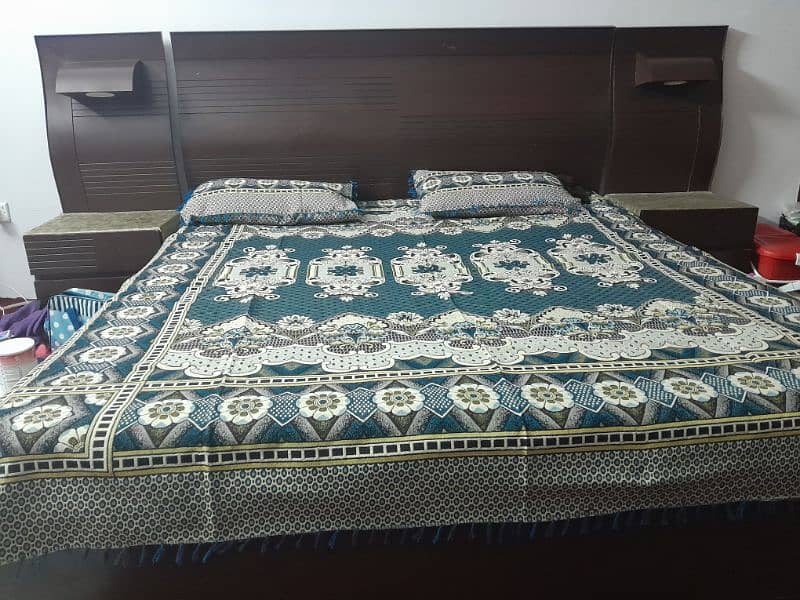 king size bed n side tables for sale in good condition 1