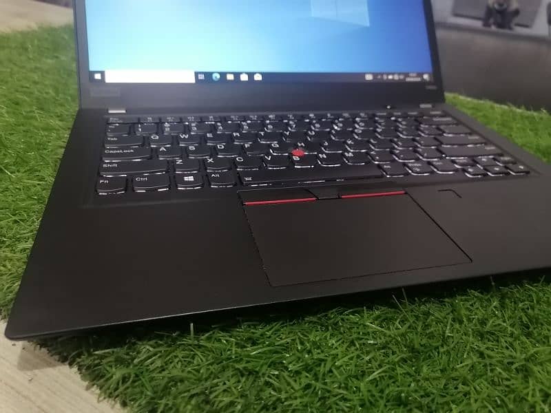 Lenovo T490s i7 8th gen with 16 GB RAM ddr4 14