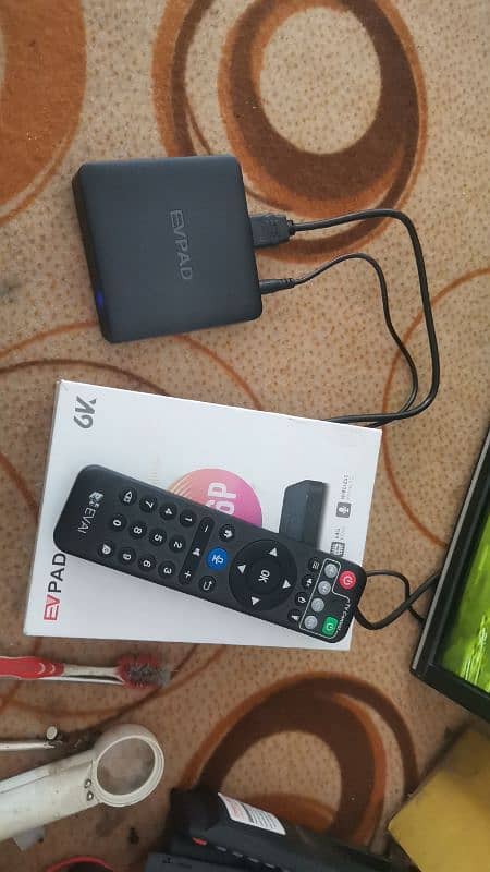 Android tv box 4g 64gb original voice remote 2