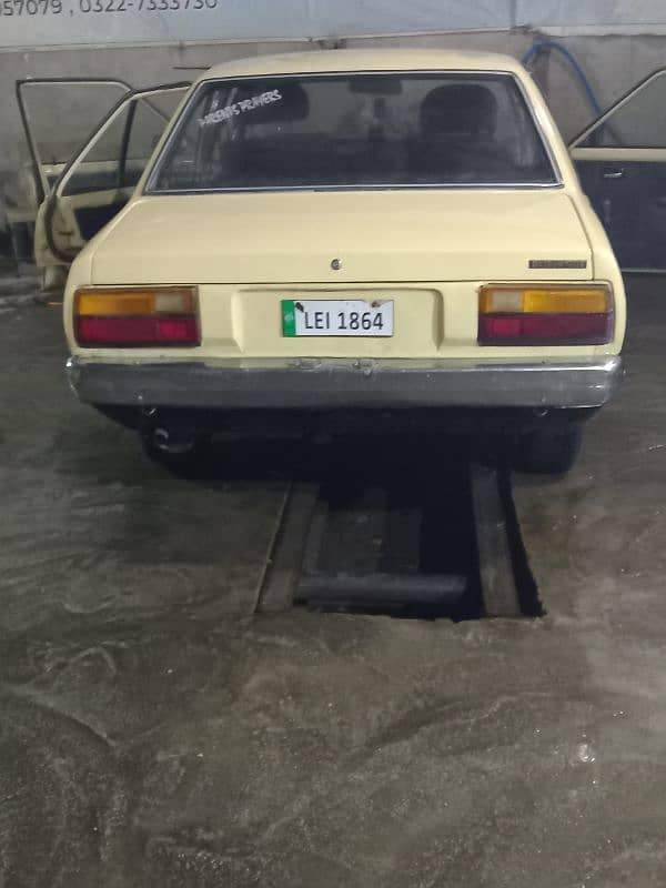 Nissan 120 Y 1980 1