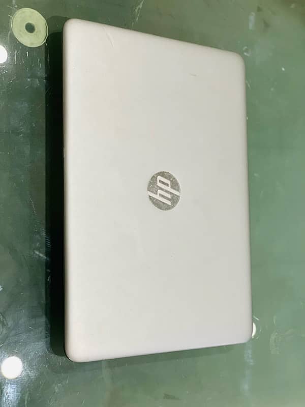 HP ELITEBOOK 2