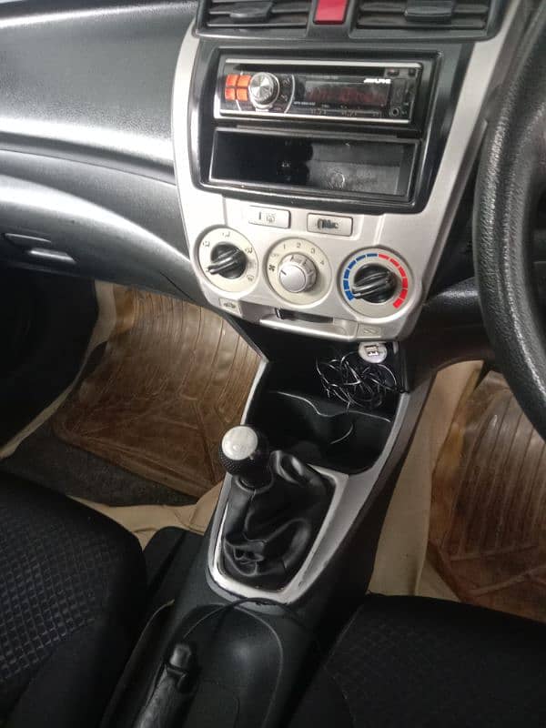 Honda City vti 2011 1.3 4